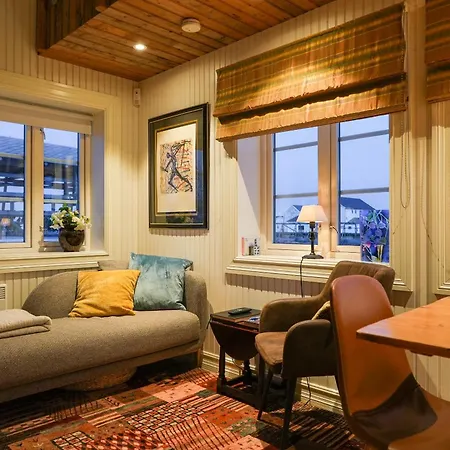 Mini Sakrisoy Apartment Reine